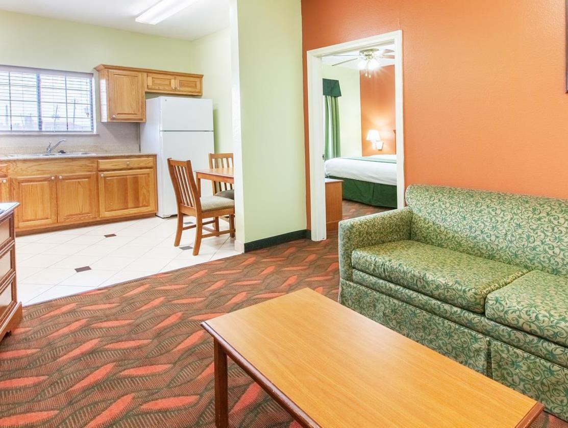 Days Inn & Suites By Wyndham Houston Hobby Airport Eksteriør billede