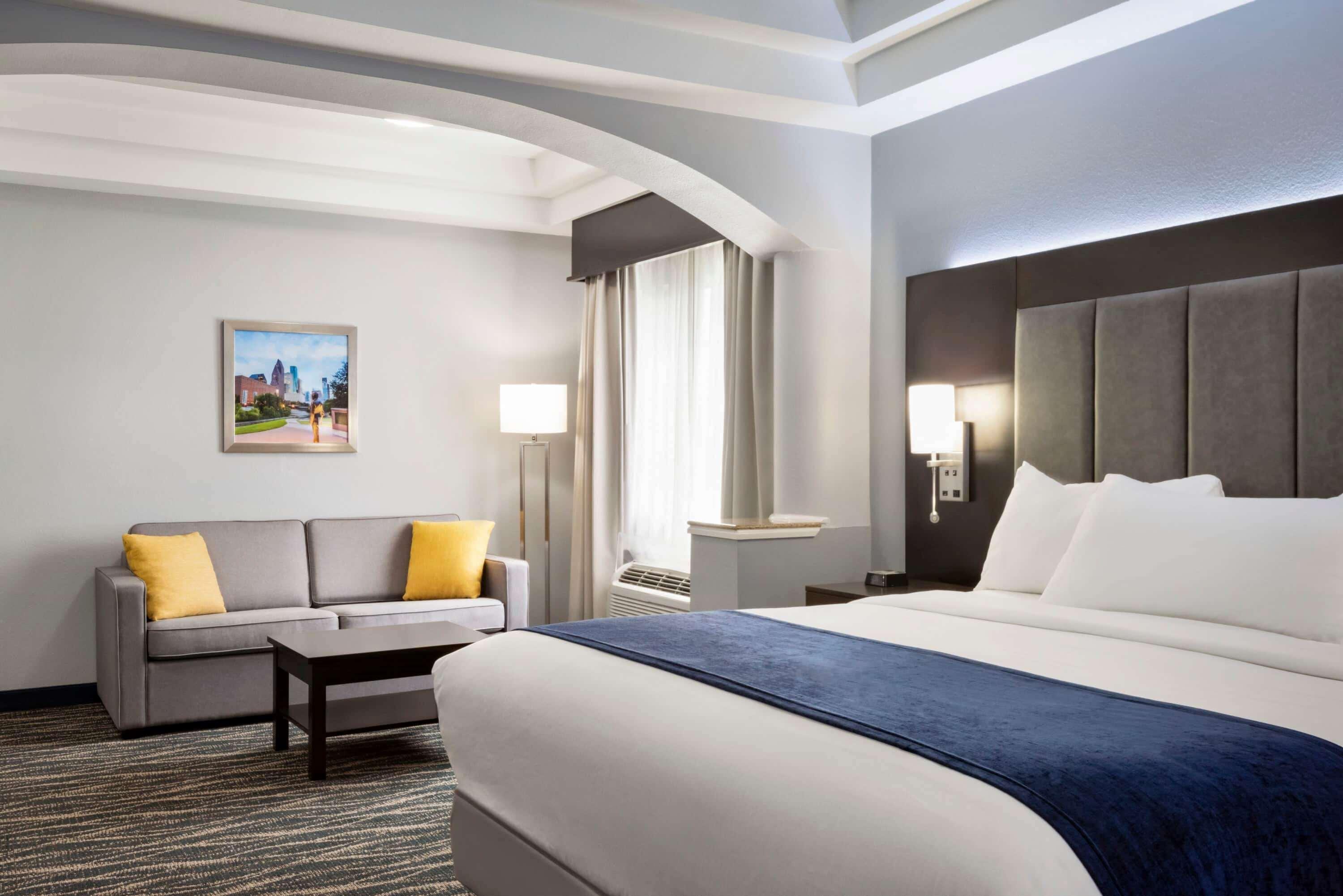 Days Inn & Suites By Wyndham Houston Hobby Airport Eksteriør billede
